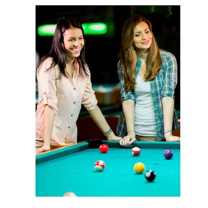 what to wear to play pool on a date