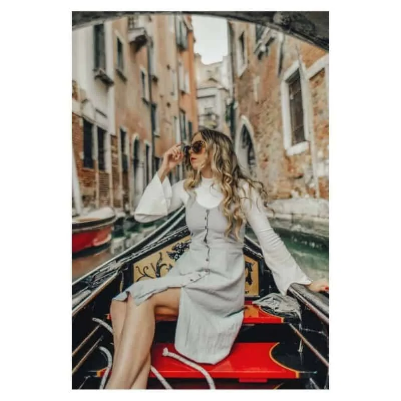 what to wear to a gondola ride in Venice winter