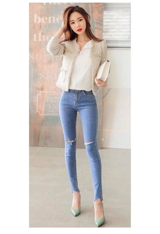 Korean girl jeans classic style