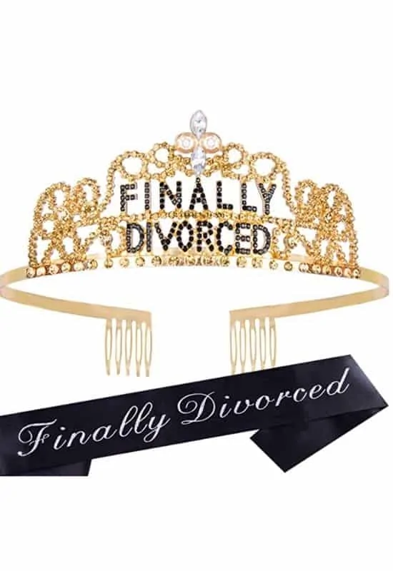 Finally divorced crown and sash amazon