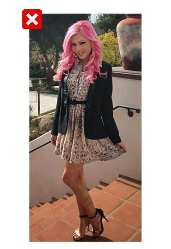 what to not wear with pink hair