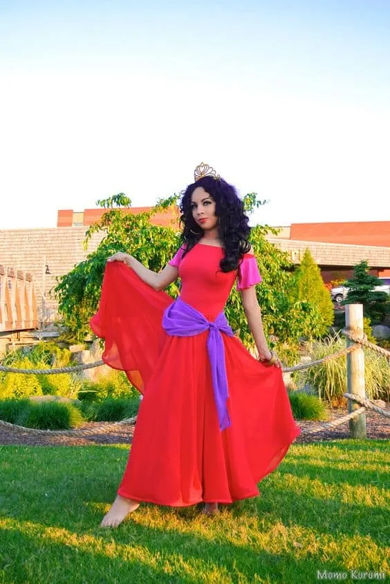  Esmeralda Red costume