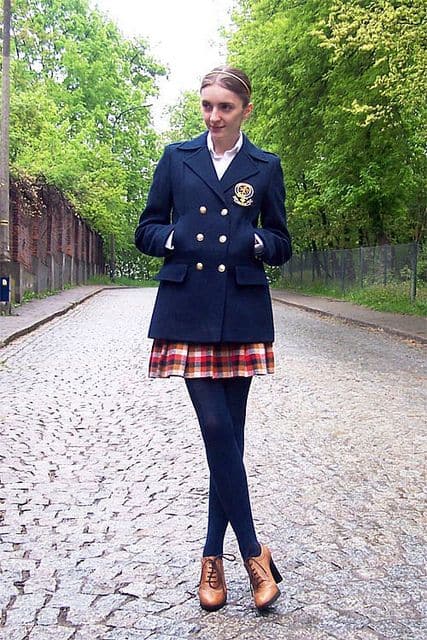 PAIR OXFORD SHOES WITH THE KILT DRESS