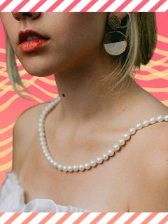 how to wear pearls without looking old fashioned