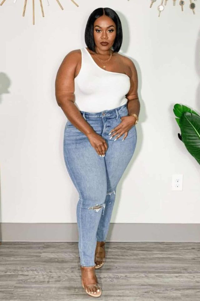 *2024*17 plus size club & bar outfits with jeans + styling secret!