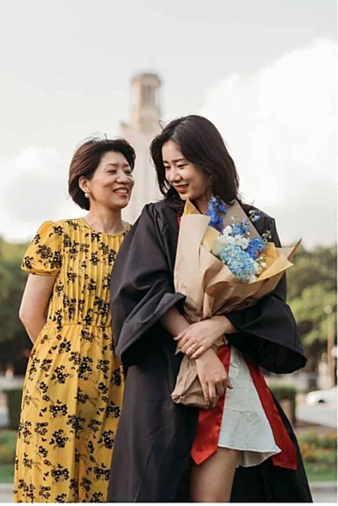 graduation asian parents pictures