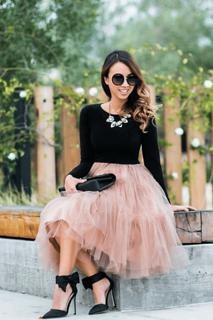 dress down tulle skirt outfit ideas