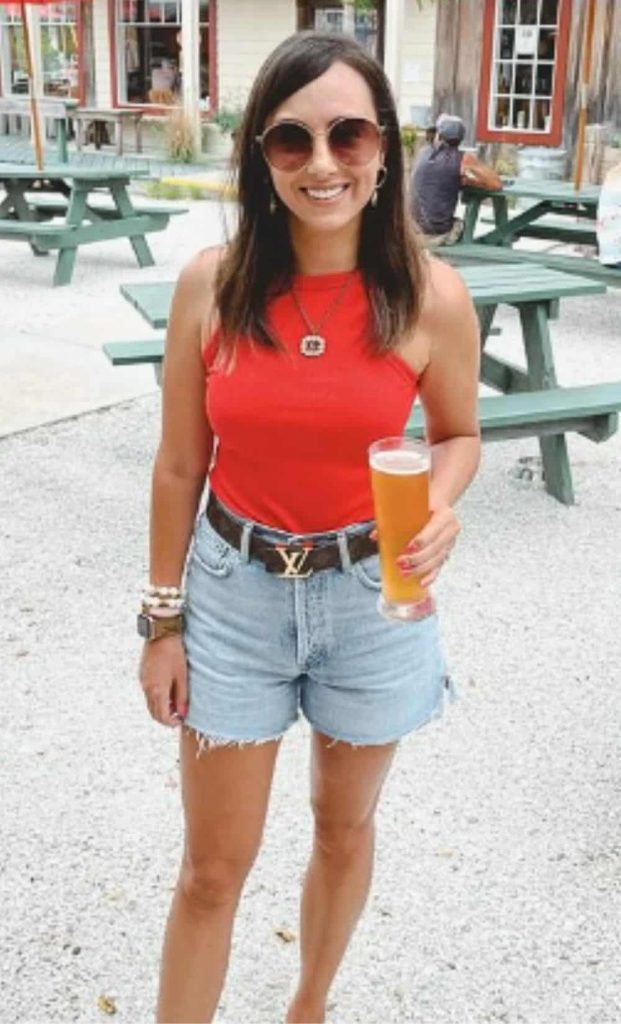 red tank top outfit idea