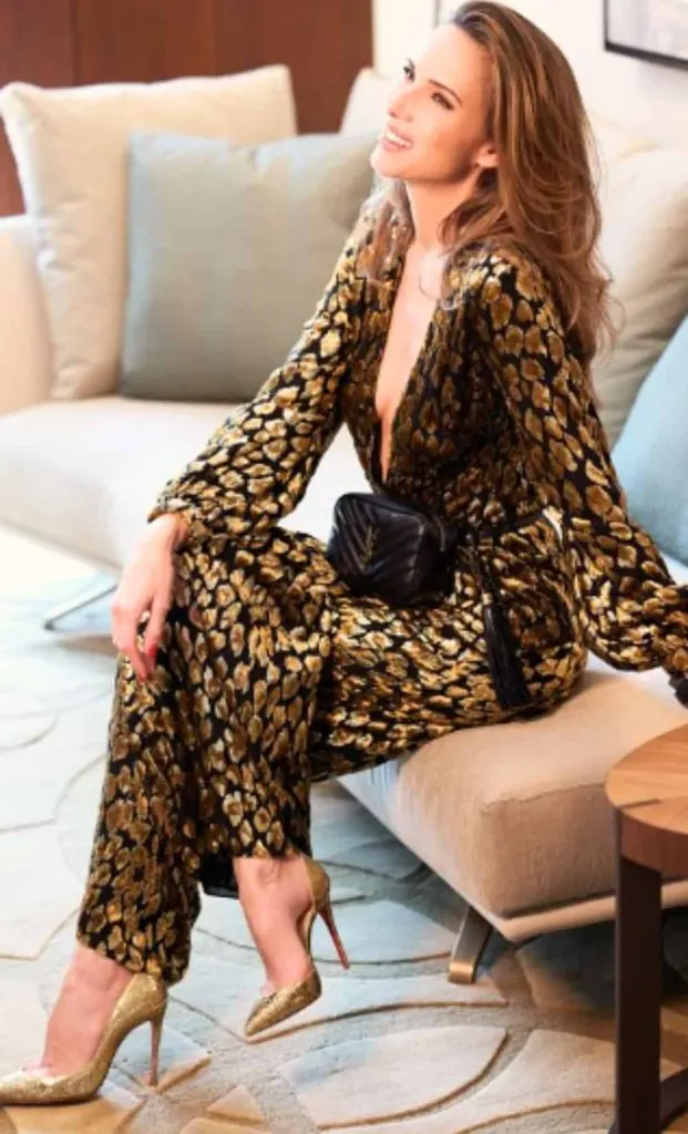mob wife animal prints outfit