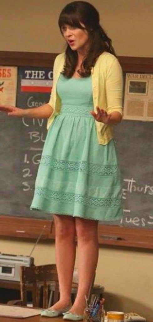 spring outfits teacher pastel