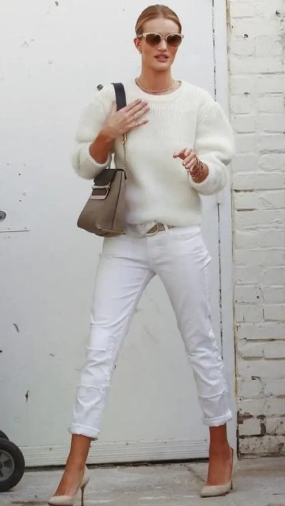 cream jeans monotone outfit